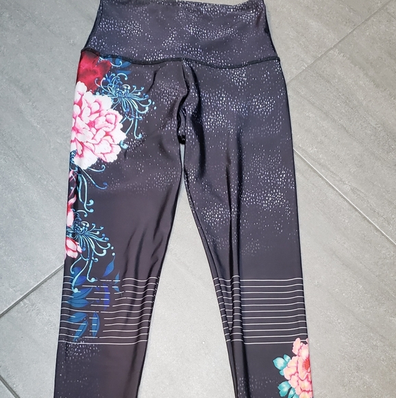 Onzie leggings
